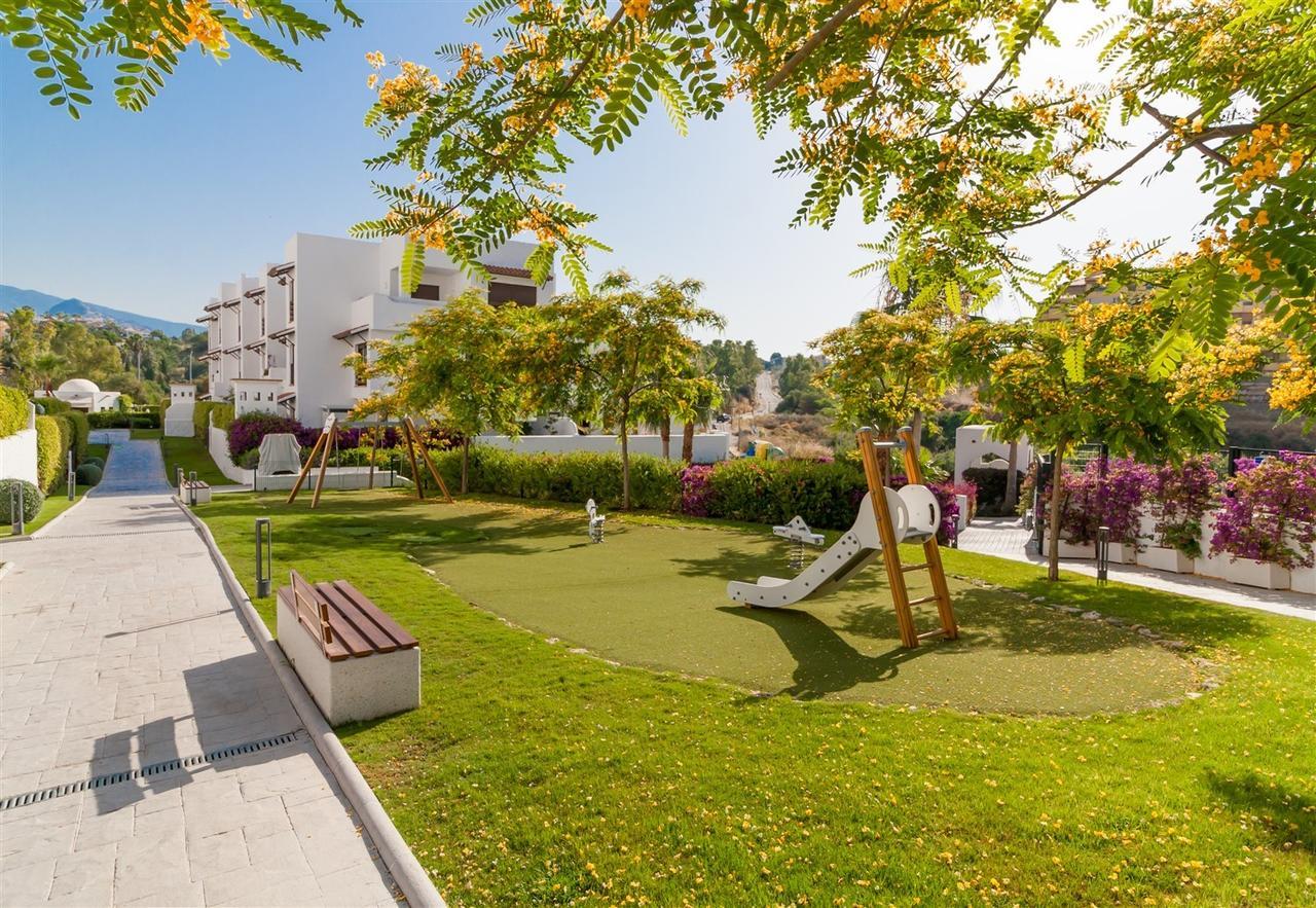 Golf Hill Estepona Canovas מראה חיצוני תמונה