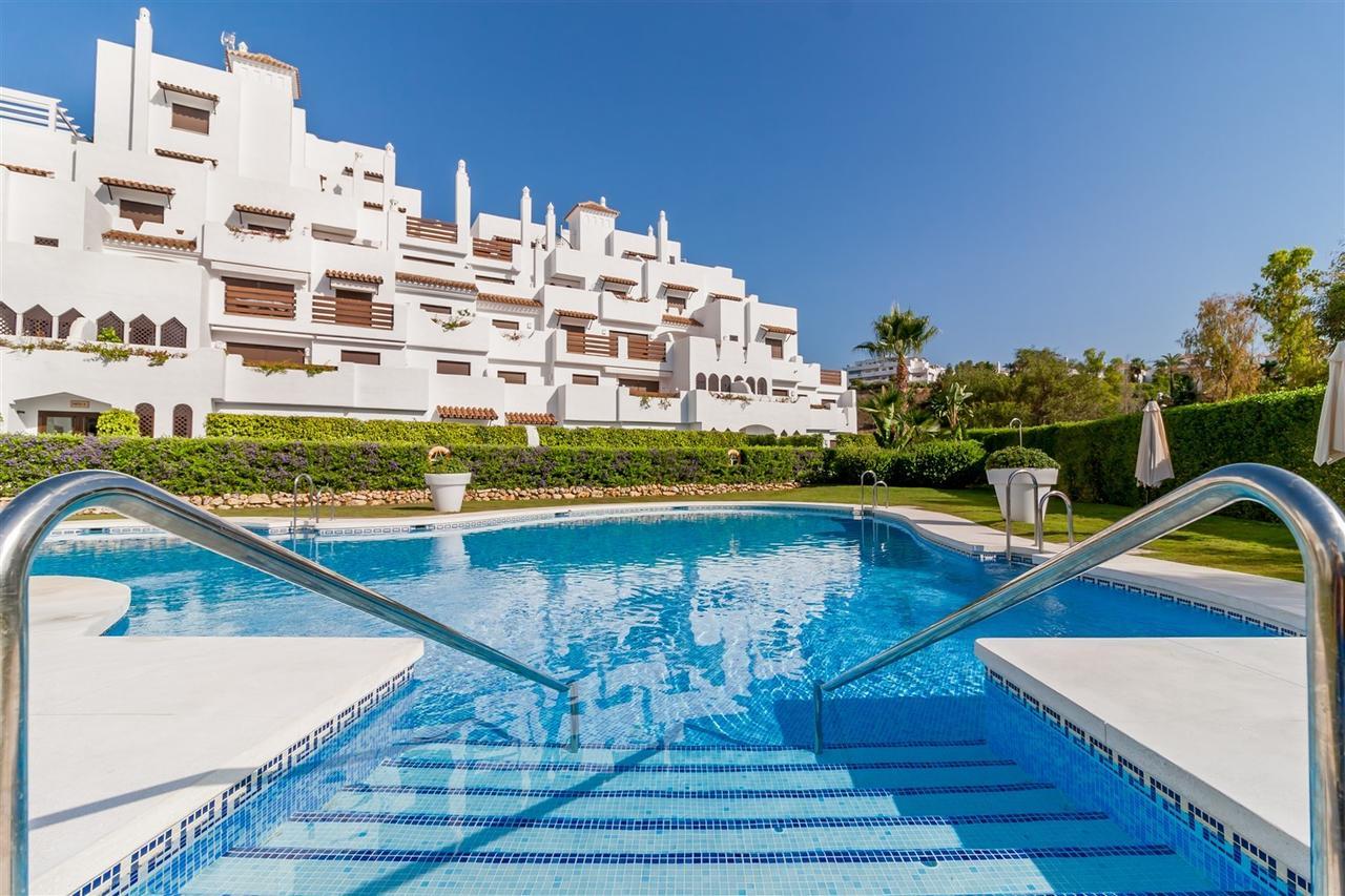 Golf Hill Estepona Canovas מראה חיצוני תמונה