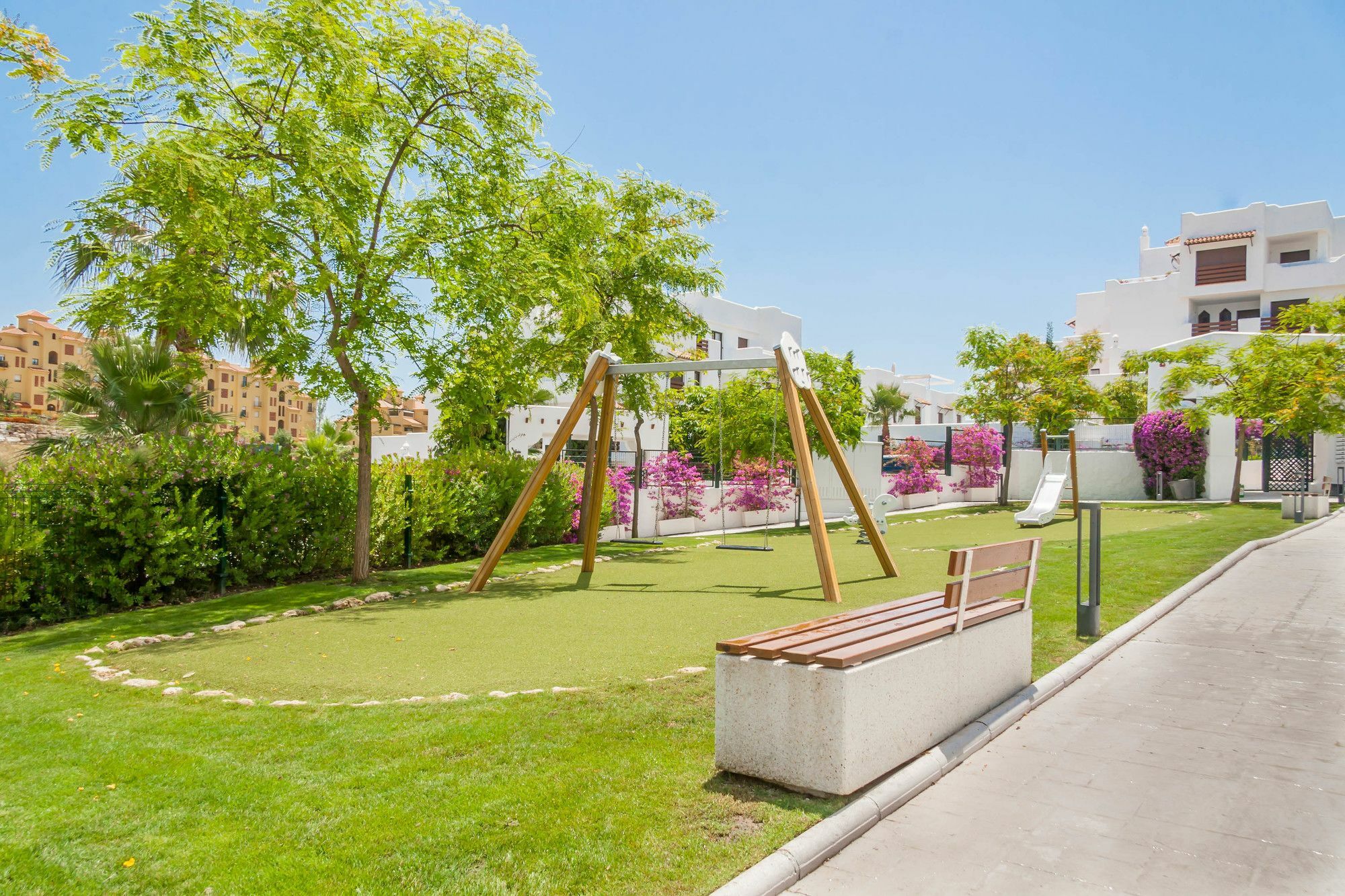 Golf Hill Estepona Canovas מראה חיצוני תמונה